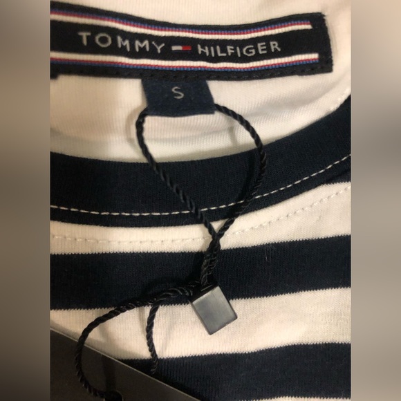 TOMMY HILFIGER Basic Striped T-Shirt - Picture 8 of 8